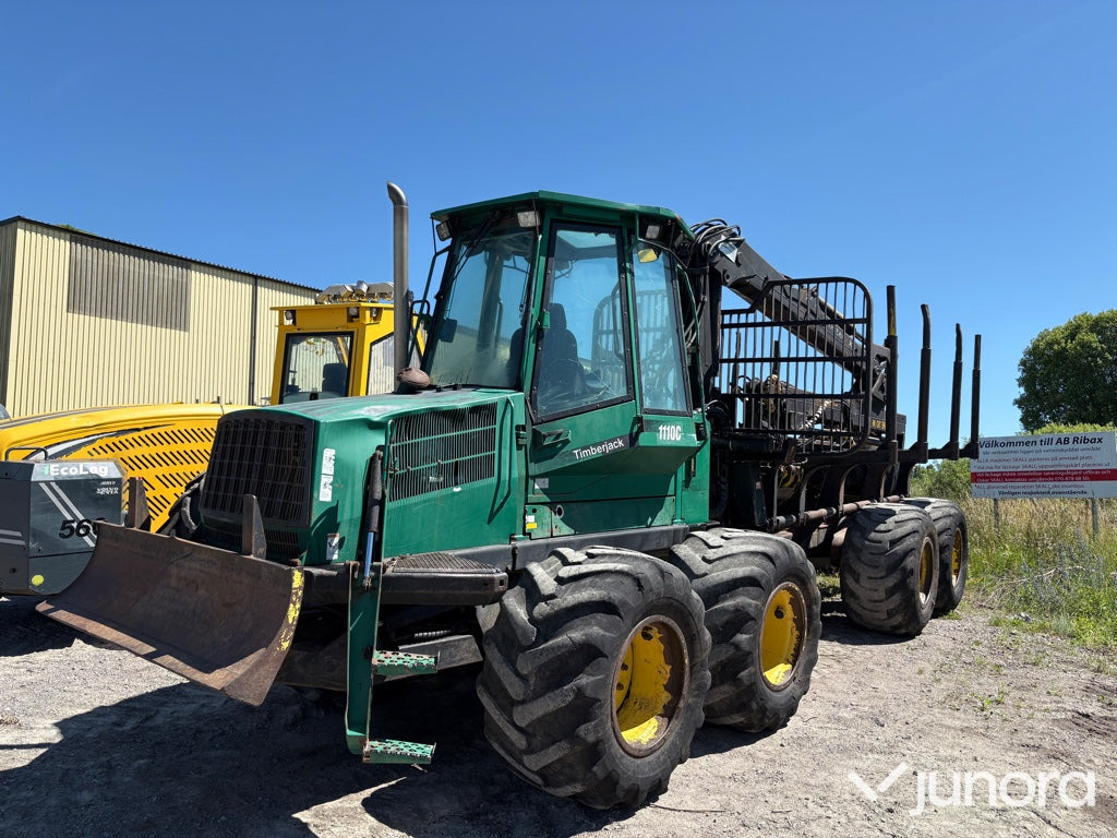 Skotare Timberjack 1110C - Форвардер: фото 1 Skotare Timberjack 1110C - Форвардер: фото 1