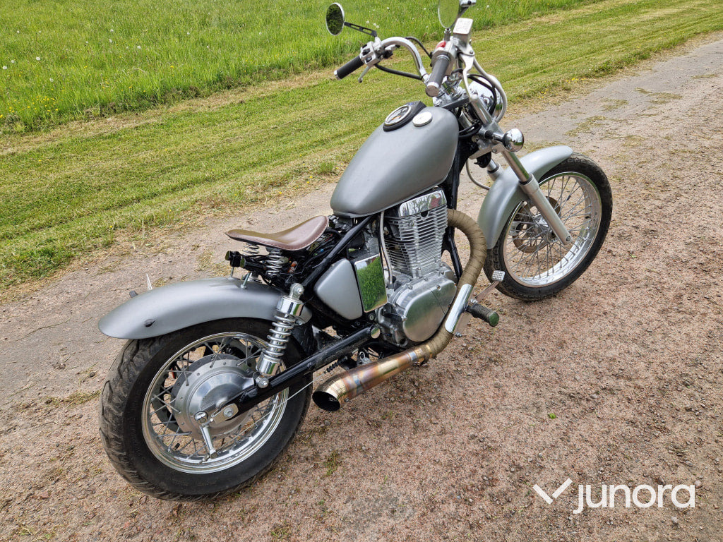 Suzuki LS 650 Bobber - Мотоцикл: фото 1 Suzuki LS 650 Bobber - Мотоцикл: фото 1