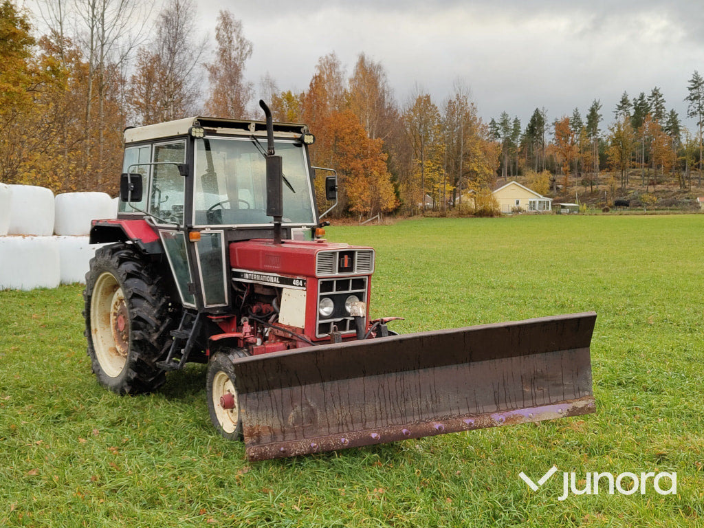 Traktor - International, 484 STD - Трактор: фото 4 Traktor - International, 484 STD - Трактор: фото 4