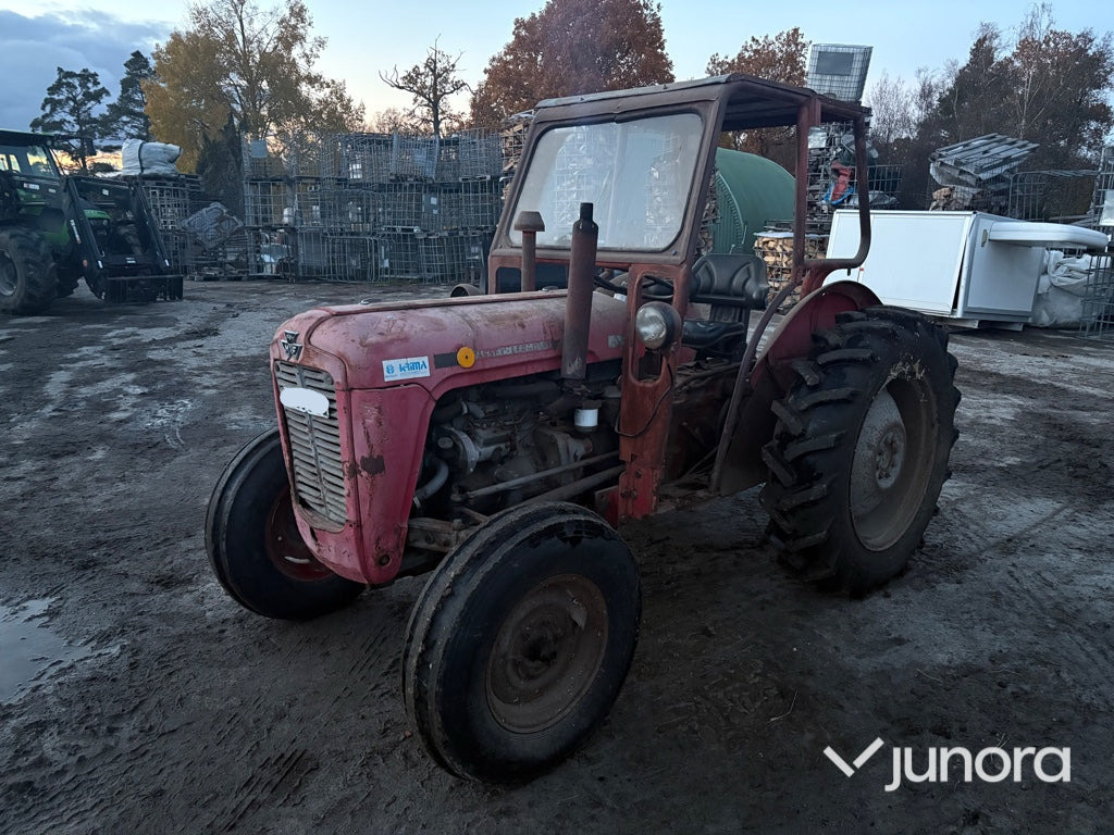 Traktor - Massey Ferguson 35X - Трактор: фото 2 Traktor - Massey Ferguson 35X - Трактор: фото 2