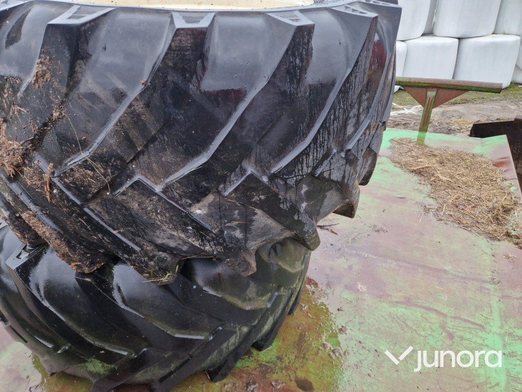 Traktordäck - Valmet 6400 - Колесо для Тракторов: фото 2 Traktordäck - Valmet 6400 - Колесо для Тракторов: фото 2