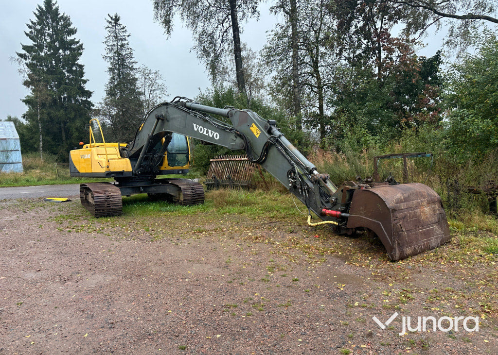 Volvo EC 210 - Гусеничный экскаватор: фото 1 Volvo EC 210 - Гусеничный экскаватор: фото 1