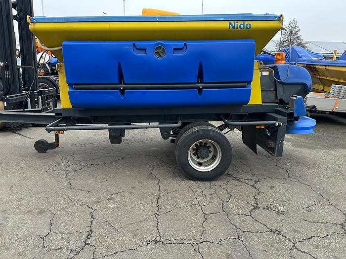 Nido Stratos B35K-30 ACLN-490 - Разбрасыватель песка/ Соли: фото 2 Nido Stratos B35K-30 ACLN-490 - Разбрасыватель песка/ Соли: фото 2