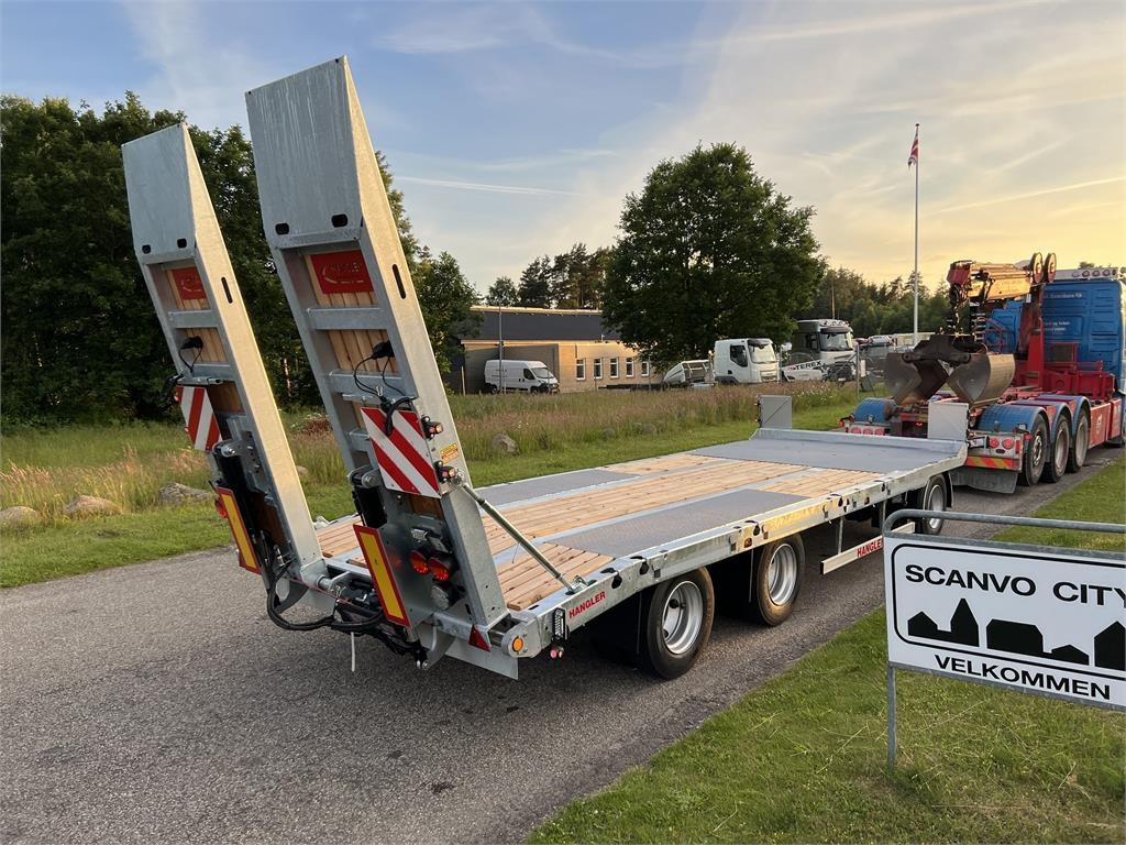 Hangler DTS-H 300 3 akslet hænger med ramper - Низкорамный прицеп: фото 1 Hangler DTS-H 300 3 akslet hænger med ramper - Низкорамный прицеп: фото 1