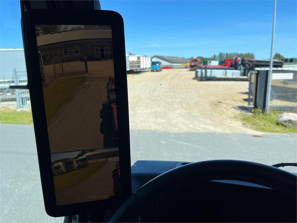 Mercedes-Benz Antos 2545 - HMF 1520K-RCkran - Портальный бункеровоз: фото 5 Mercedes-Benz Antos 2545 - HMF 1520K-RCkran - Портальный бункеровоз: фото 5