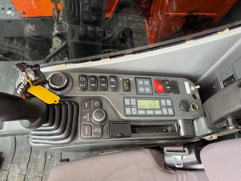 Колёсный экскаватор Doosan DX 165 W-5: фото 14