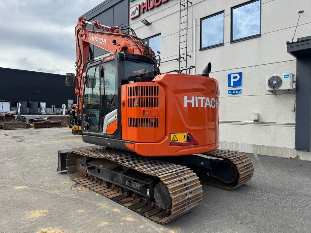 Hitachi ZX 135 USBL-7 - Гусеничный экскаватор: фото 3 Hitachi ZX 135 USBL-7 - Гусеничный экскаватор: фото 3