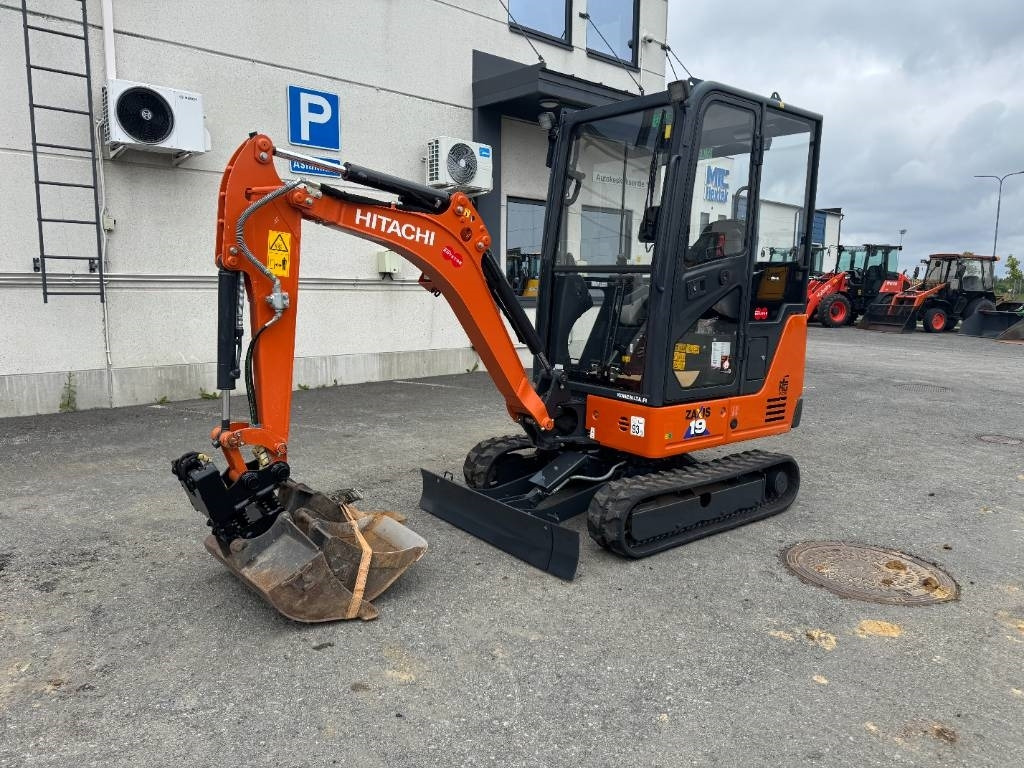 Hitachi ZX 19-6 CR - Мини-экскаватор: фото 2 Hitachi ZX 19-6 CR - Мини-экскаватор: фото 2