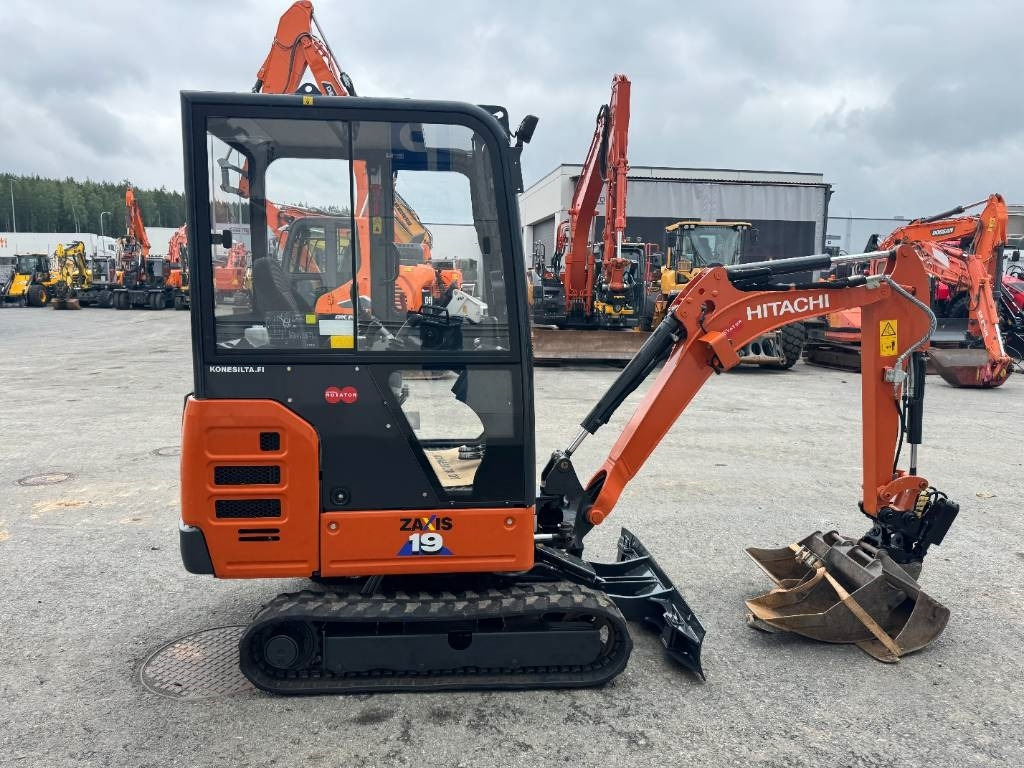 Мини-экскаватор Hitachi ZX 19-6 CR: фото 6