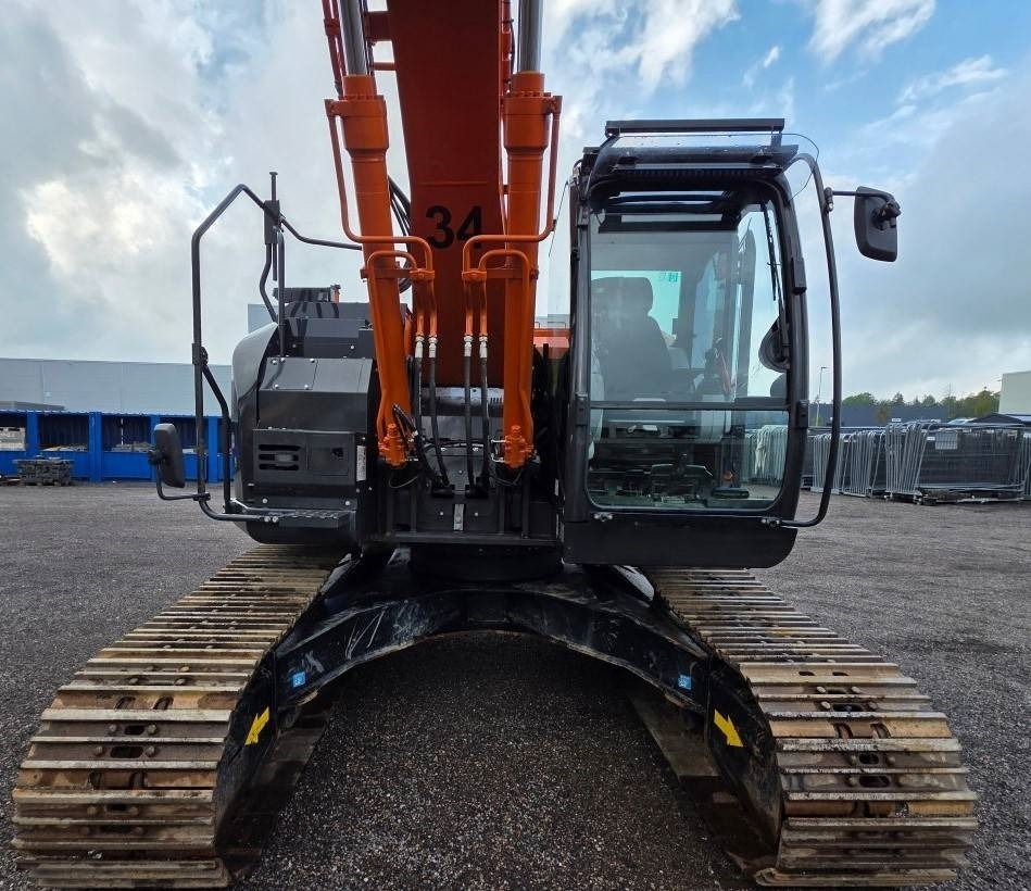 Hitachi ZX 225 US R LC-6 - Гусеничный экскаватор: фото 4 Hitachi ZX 225 US R LC-6 - Гусеничный экскаватор: фото 4