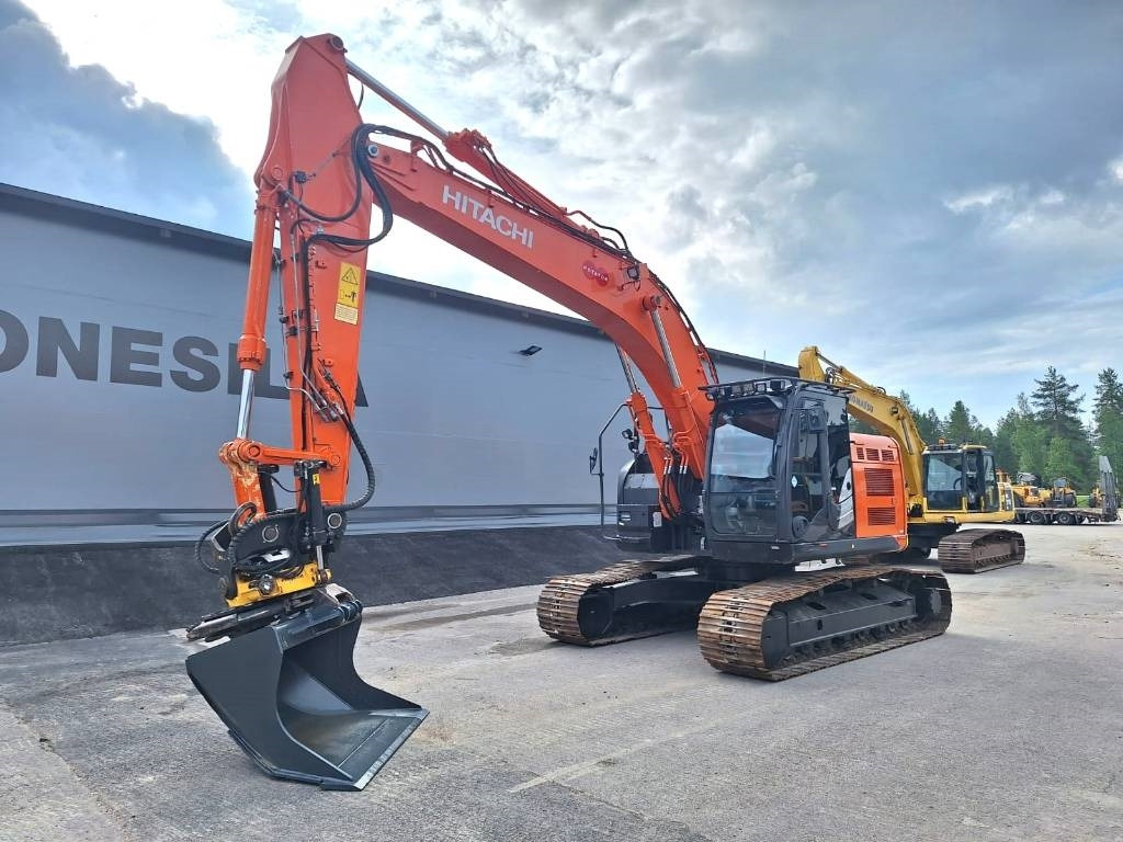 Hitachi ZX225USLC-5 PYÖRITTÄJÄLLÄ  в лизинг Hitachi ZX225USLC-5 PYÖRITTÄJÄLLÄ: фото 8