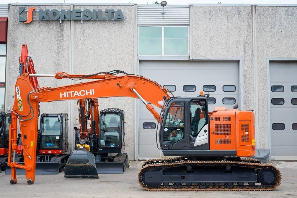 Hitachi ZX225USLC-6 - Гусеничный экскаватор: фото 1 Hitachi ZX225USLC-6 - Гусеничный экскаватор: фото 1