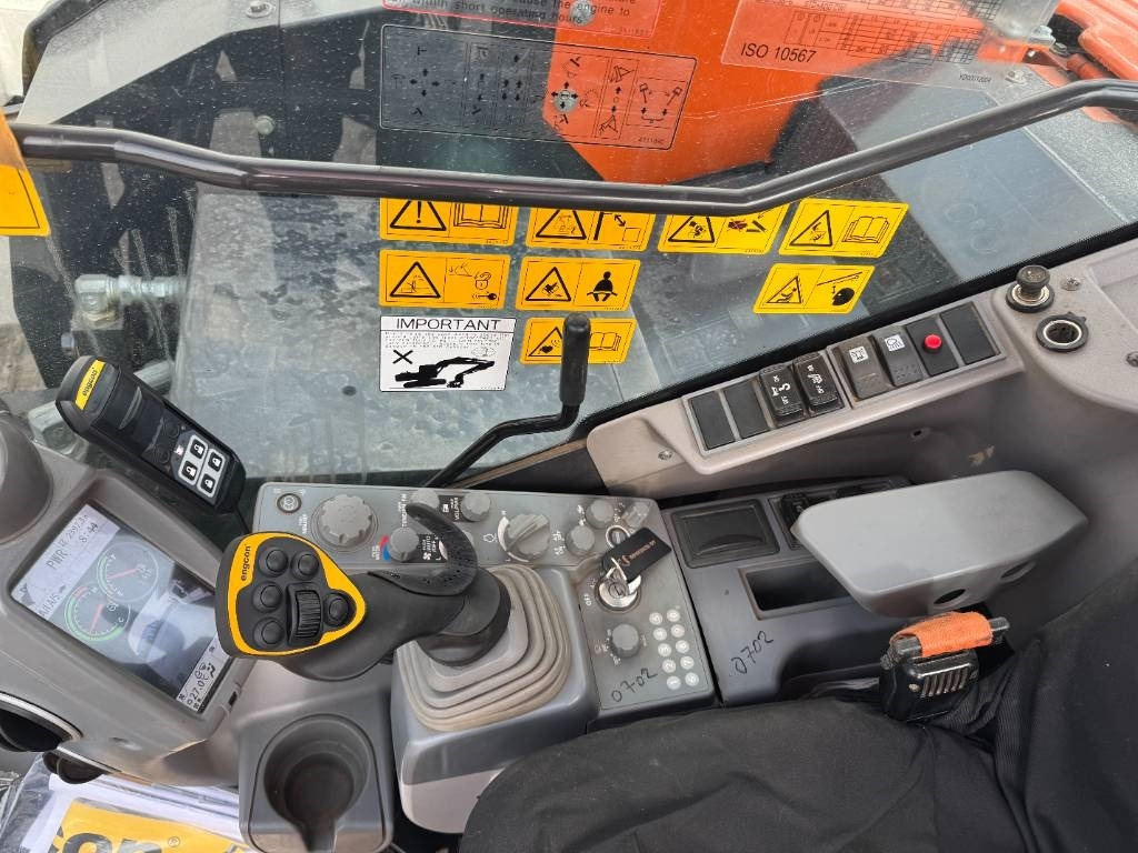 Мини-экскаватор Hitachi ZX85USB-6, Uudella engcon EC209 tiltillä: фото 14