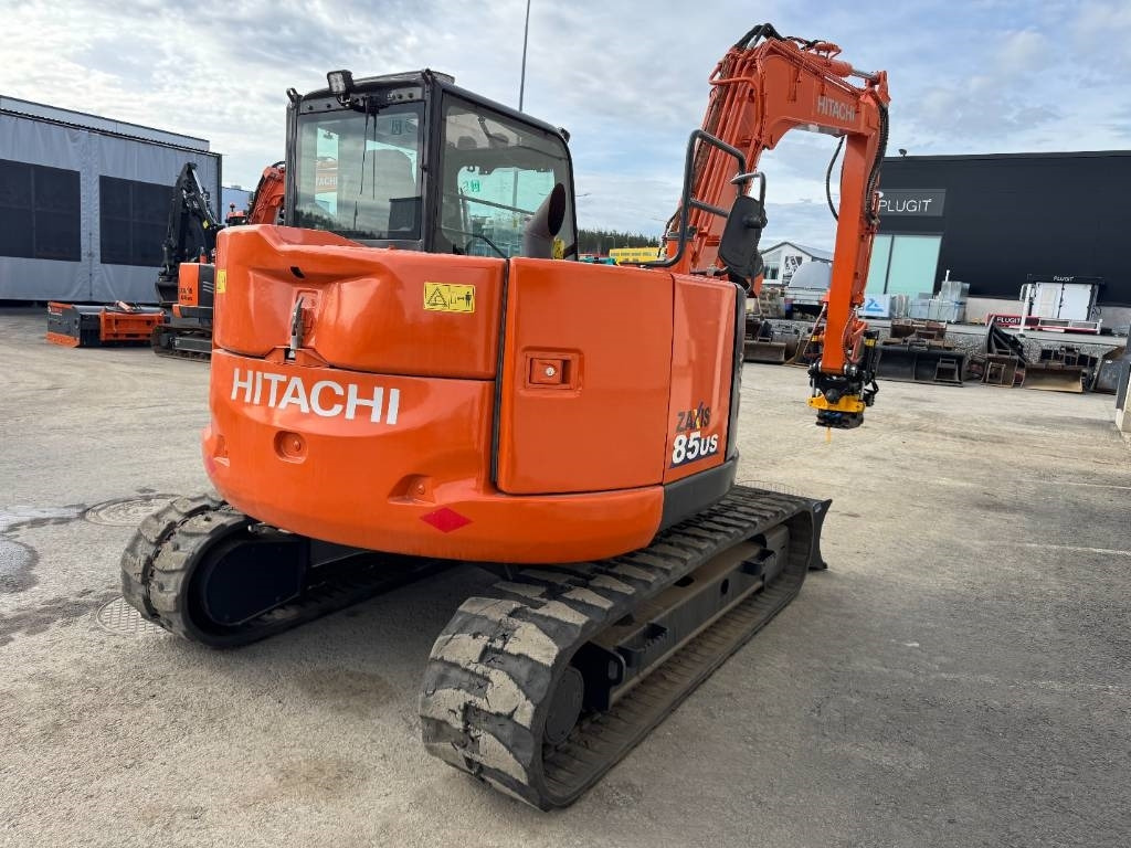Hitachi ZX85USB-6, Uudella engcon EC209 tiltillä - Мини-экскаватор: фото 5 Hitachi ZX85USB-6, Uudella engcon EC209 tiltillä - Мини-экскаватор: фото 5