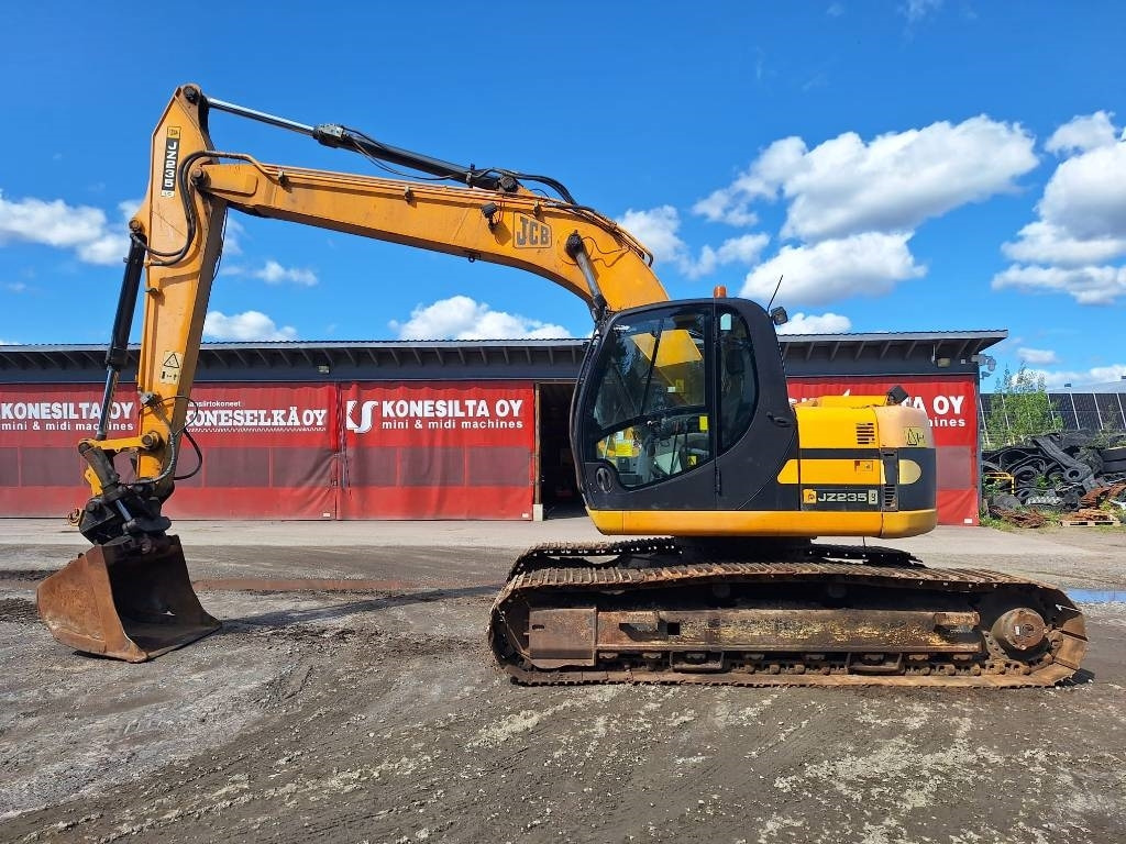 JCB JZ235LC KALLISTAJALLA - Гусеничный экскаватор: фото 1 JCB JZ235LC KALLISTAJALLA - Гусеничный экскаватор: фото 1