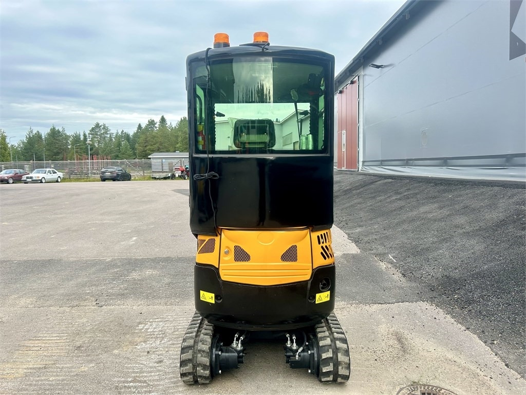 JPC HT18 HYTILLÄ KUIN UUSI - Мини-экскаватор: фото 3 JPC HT18 HYTILLÄ KUIN UUSI - Мини-экскаватор: фото 3