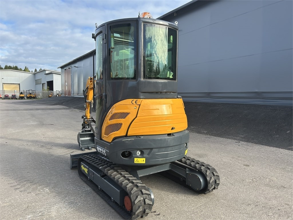 JPC HT25 HYTILLÄ - Мини-экскаватор: фото 2 JPC HT25 HYTILLÄ - Мини-экскаватор: фото 2