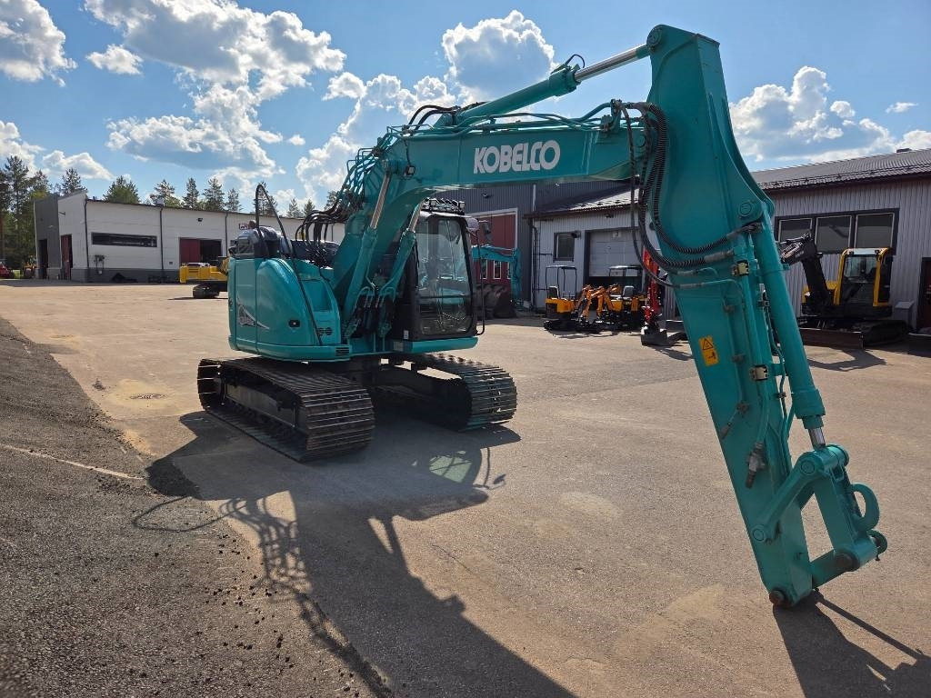 Kobelco SK140SRLC-5 - Гусеничный экскаватор: фото 4 Kobelco SK140SRLC-5 - Гусеничный экскаватор: фото 4