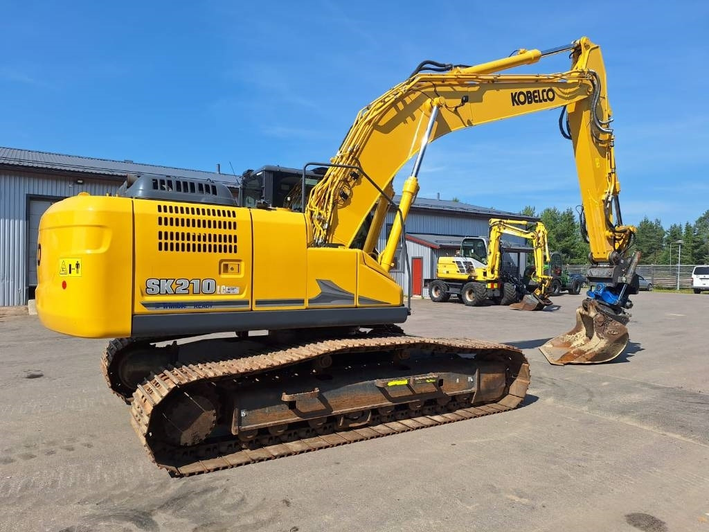 Kobelco SK210LC-11 PYÖRITTÄJÄLLÄ  - Гусеничный экскаватор: фото 4 Kobelco SK210LC-11 PYÖRITTÄJÄLLÄ  - Гусеничный экскаватор: фото 4