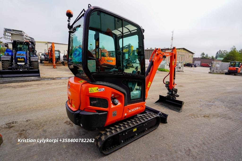 Kubota KX019-4 PYÖRITTÄJÄLLÄ - Мини-экскаватор: фото 4 Kubota KX019-4 PYÖRITTÄJÄLLÄ - Мини-экскаватор: фото 4