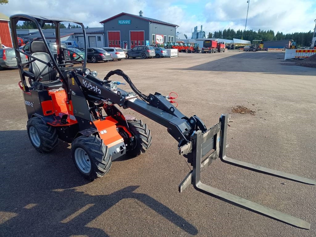Новый Компактный фронтальный погрузчик Kubota RT105-2 TELEPUOMI: фото 8
