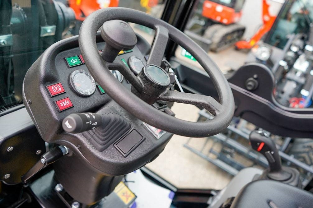 Новый Компактный фронтальный погрузчик Kubota RT210-2 UUSI: фото 17