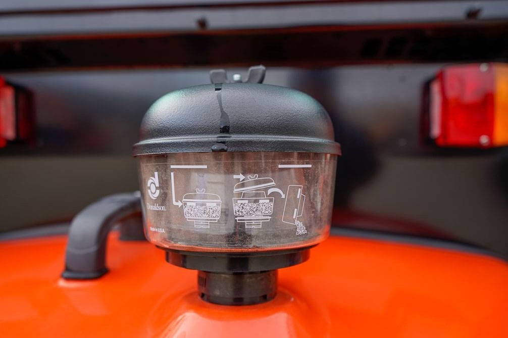 Новый Компактный фронтальный погрузчик Kubota RT210-2 UUSI: фото 24