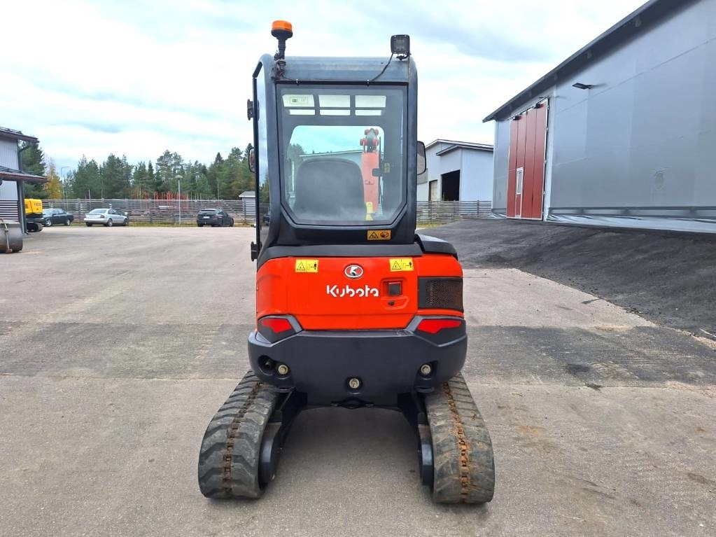 Kubota U27-4 KALLISTAJALLA, HUOLLETTU  - Мини-экскаватор: фото 3 Kubota U27-4 KALLISTAJALLA, HUOLLETTU  - Мини-экскаватор: фото 3