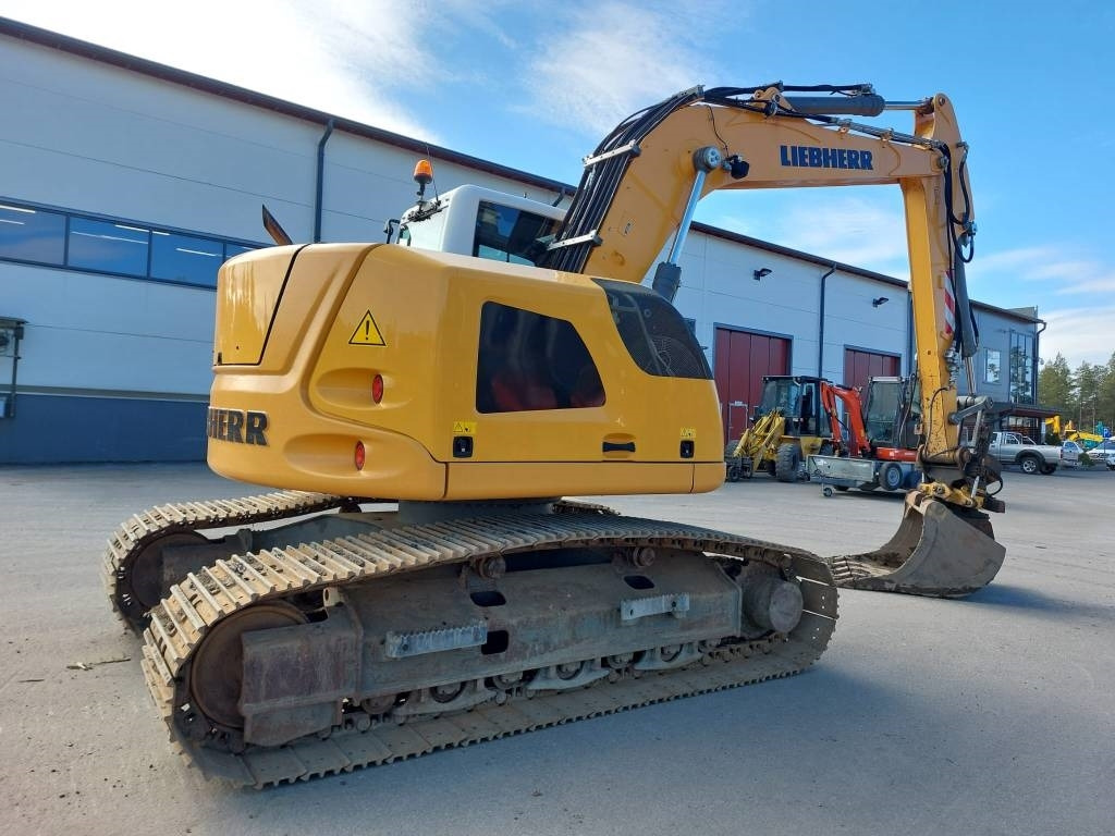 Liebherr R914 COMPACT PYÖRITTÄJÄLLÄ - Гусеничный экскаватор: фото 4 Liebherr R914 COMPACT PYÖRITTÄJÄLLÄ - Гусеничный экскаватор: фото 4
