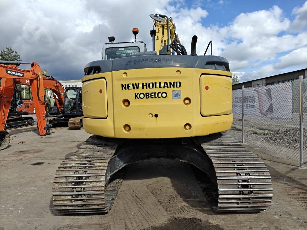 New Holland E225BSR ENGCONILLA - Гусеничный экскаватор: фото 4 New Holland E225BSR ENGCONILLA - Гусеничный экскаватор: фото 4
