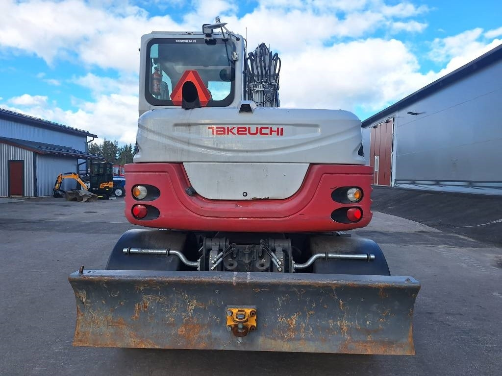 Takeuchi TB295W PYÖRITTÄJÄLLÄ - Колёсный экскаватор: фото 3 Takeuchi TB295W PYÖRITTÄJÄLLÄ - Колёсный экскаватор: фото 3