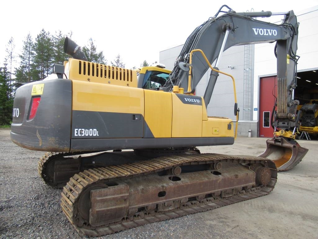 Volvo EC300DL PYÖRITTÄJÄLLÄ  - Гусеничный экскаватор: фото 5 Volvo EC300DL PYÖRITTÄJÄLLÄ  - Гусеничный экскаватор: фото 5