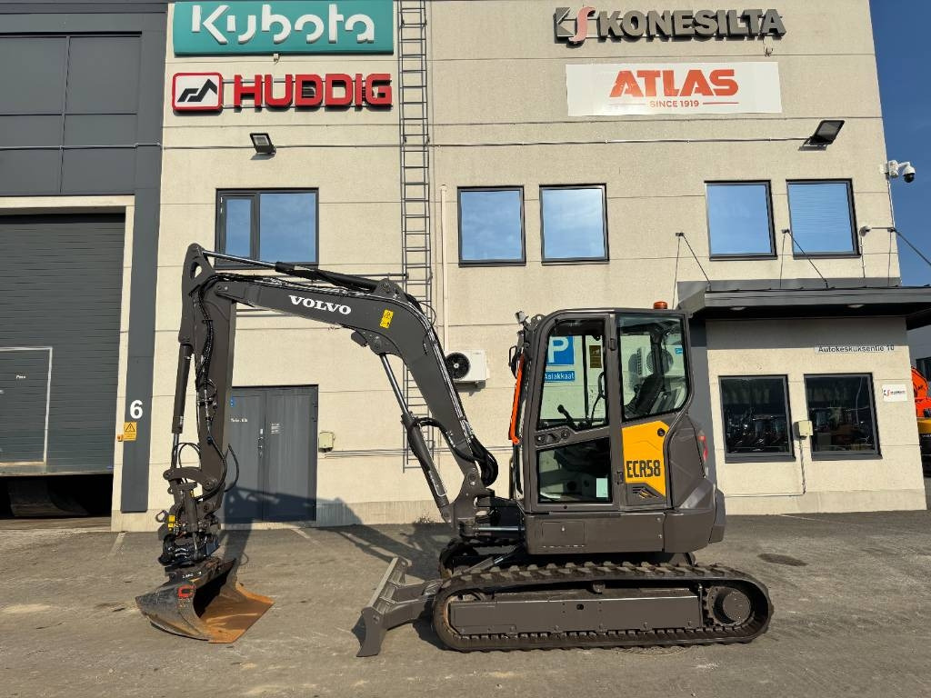 Volvo ECR58F PYÖRITTÄJÄLLÄ - Мини-экскаватор: фото 1 Volvo ECR58F PYÖRITTÄJÄLLÄ - Мини-экскаватор: фото 1