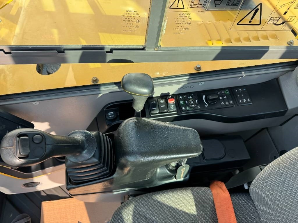 Мини-экскаватор Volvo ECR88D PRO VÄHÄN AJETTU: фото 11