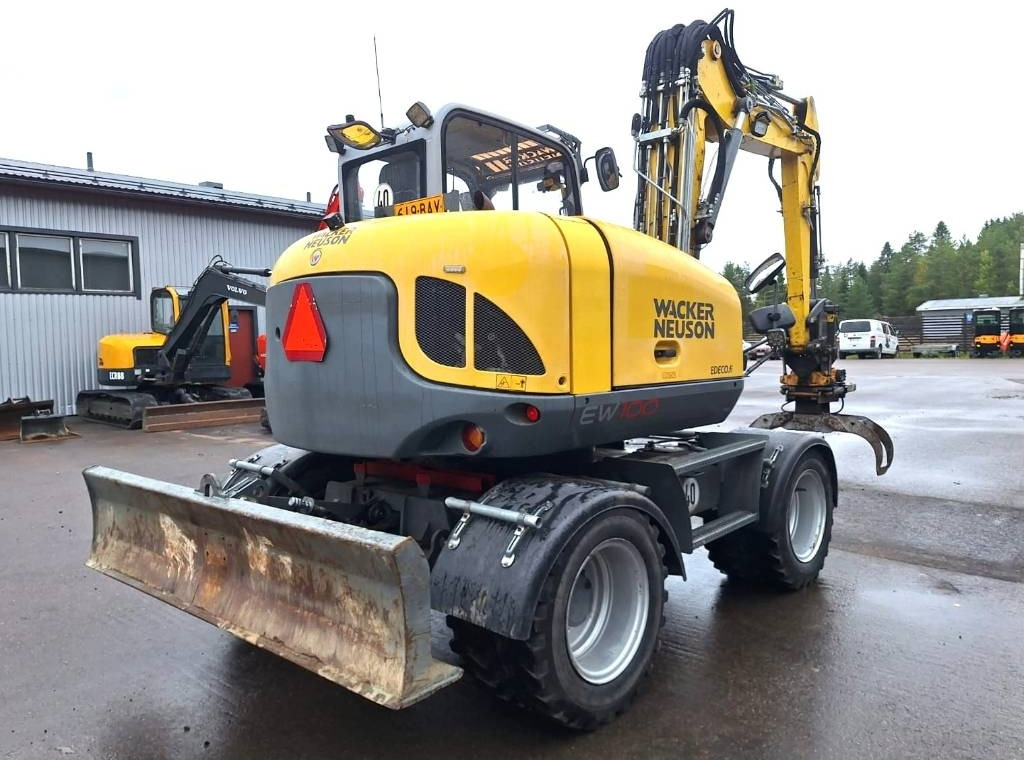Wacker EW100 PYÖRITTÄJÄLLÄ - Колёсный экскаватор: фото 5 Wacker EW100 PYÖRITTÄJÄLLÄ - Колёсный экскаватор: фото 5