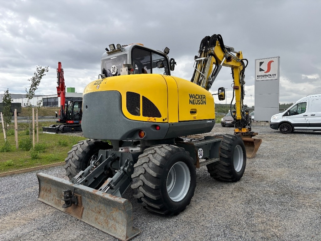 Wacker Neuson EW 100 - Колёсный экскаватор: фото 4 Wacker Neuson EW 100 - Колёсный экскаватор: фото 4