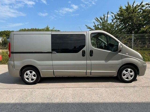 Renault Trafic dCi150. Doka. Klima. Navi. Tempomat. - Легковой фургон, Грузопассажирский фургон: фото 1 Renault Trafic dCi150. Doka. Klima. Navi. Tempomat. - Легковой фургон, Грузопассажирский фургон: фото 1