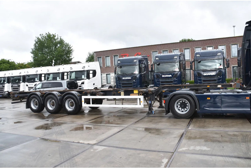 Krone SDC 27 - BPW AXLES - DRUM BRAKES - - Полуприцеп-контейнеровоз/ Сменный кузов: фото 1 Krone SDC 27 - BPW AXLES - DRUM BRAKES - - Полуприцеп-контейнеровоз/ Сменный кузов: фото 1