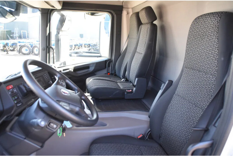 Scania P280 NGS 6x2*4 - ONLY 146 TKM - AIRCO - 9 TONS FRONT AXLE - 3 SEATS - ELEVATOR - EXCELLENT CONDITION - - Грузовик с закрытым кузовом: фото 5 Scania P280 NGS 6x2*4 - ONLY 146 TKM - AIRCO - 9 TONS FRONT AXLE - 3 SEATS - ELEVATOR - EXCELLENT CONDITION - - Грузовик с закрытым кузовом: фото 5