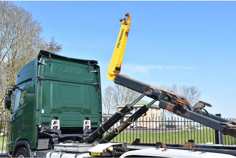 Scania S500 NGS 6x2*4 - HOOKLIFT SYSTEM - RETARDER - 313 TKM - PARK. AIRCO - WHEELBASE: 475 CM - PTO - GOOD CONDITION - - Крюковой мультилифт: фото 4 Scania S500 NGS 6x2*4 - HOOKLIFT SYSTEM - RETARDER - 313 TKM - PARK. AIRCO - WHEELBASE: 475 CM - PTO - GOOD CONDITION - - Крюковой мультилифт: фото 4