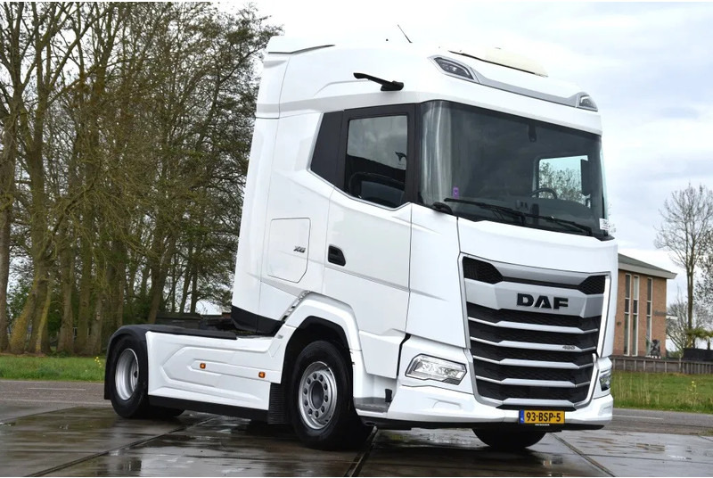 DAF XG 480 4x2 - 230 TKM - CAMERA SYSTEM - PARK. AIRCO - 2 x FUEL TANKS - APPLE CARPLAY/ANDROID - LED LIGHTS - TOP CONDITION - - Тягач: фото 1 DAF XG 480 4x2 - 230 TKM - CAMERA SYSTEM - PARK. AIRCO - 2 x FUEL TANKS - APPLE CARPLAY/ANDROID - LED LIGHTS - TOP CONDITION - - Тягач: фото 1