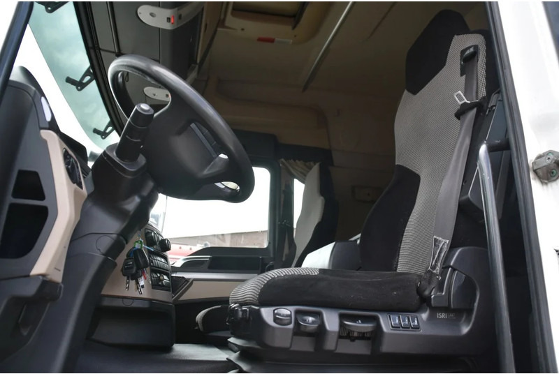 MAN TGS 18.360 4x2 - EURO 6 - 887 TKM - NAVI - AIRCO - DIFF. LOCK - GOOD CONDITION - - Тягач: фото 4 MAN TGS 18.360 4x2 - EURO 6 - 887 TKM - NAVI - AIRCO - DIFF. LOCK - GOOD CONDITION - - Тягач: фото 4