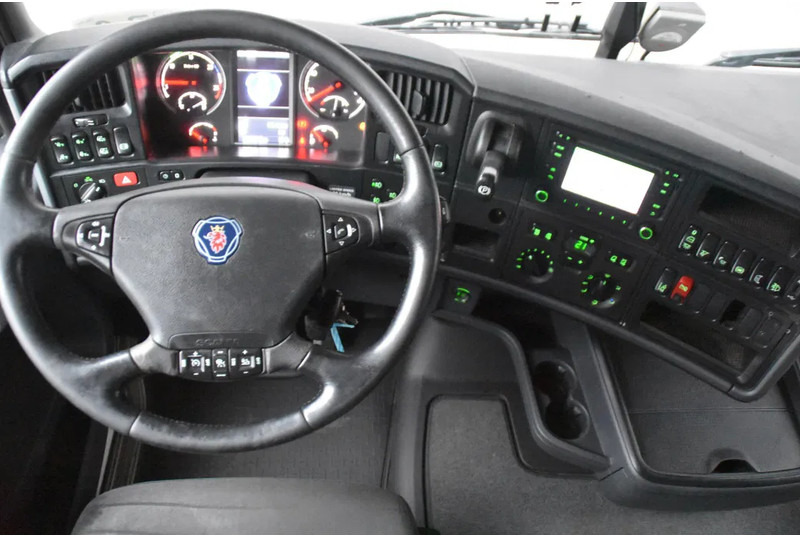 Scania R450 HL 4x2MNB - CROWN EDITION - ADR FL - SCR ONLY - RETARDER - FULL AIR - PTO - NAVI - 2 BEDS - XENON - - Тягач: фото 5 Scania R450 HL 4x2MNB - CROWN EDITION - ADR FL - SCR ONLY - RETARDER - FULL AIR - PTO - NAVI - 2 BEDS - XENON - - Тягач: фото 5