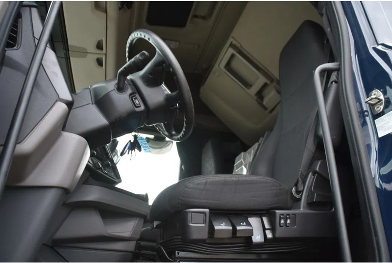 Scania S450 NGS 4x2NB - FULL AIR - RETARDER - ACC - PARK. AIRCO - 2 x FUEL TANKS - TOP CONDITION - - Тягач: фото 4 Scania S450 NGS 4x2NB - FULL AIR - RETARDER - ACC - PARK. AIRCO - 2 x FUEL TANKS - TOP CONDITION - - Тягач: фото 4