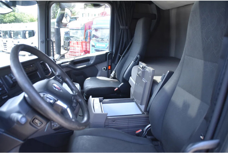 Scania S450 NGS 4x2NB - RETARDER - 746 TKM - FULL AIR - AIRCO - 2 x FUEL TANKS - TOP CONDITION - - Тягач: фото 5 Scania S450 NGS 4x2NB - RETARDER - 746 TKM - FULL AIR - AIRCO - 2 x FUEL TANKS - TOP CONDITION - - Тягач: фото 5