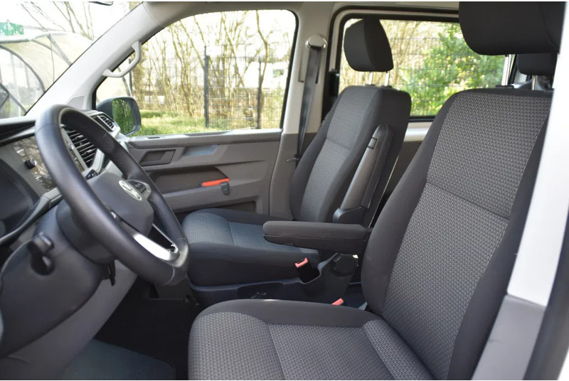 Volkswagen Transporter 2.0 TDI - 110 KW - ONLY 10 TKM - AUT. GEARBOX - NAVI - CAMERA - SLIDING DOOR - LIKE NEW !! - Легковой фургон, Грузопассажирский фургон: фото 4 Volkswagen Transporter 2.0 TDI - 110 KW - ONLY 10 TKM - AUT. GEARBOX - NAVI - CAMERA - SLIDING DOOR - LIKE NEW !! - Легковой фургон, Грузопассажирский фургон: фото 4