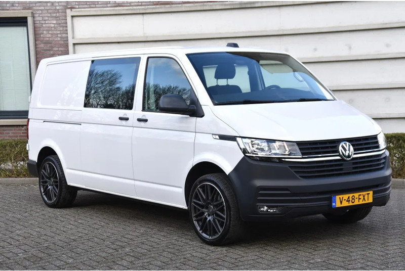 Volkswagen Transporter 2.0 TDI - 110 KW - ONLY 10 TKM - AUT. GEARBOX - NAVI - CAMERA - SLIDING DOOR - LIKE NEW !! - Легковой фургон, Грузопассажирский фургон: фото 1 Volkswagen Transporter 2.0 TDI - 110 KW - ONLY 10 TKM - AUT. GEARBOX - NAVI - CAMERA - SLIDING DOOR - LIKE NEW !! - Легковой фургон, Грузопассажирский фургон: фото 1