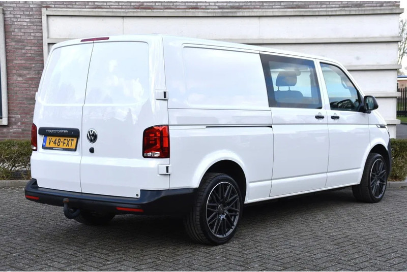 Volkswagen Transporter 2.0 TDI - 110 KW - ONLY 10 TKM - AUT. GEARBOX - NAVI - CAMERA - SLIDING DOOR - LIKE NEW !! - Легковой фургон, Грузопассажирский фургон: фото 3 Volkswagen Transporter 2.0 TDI - 110 KW - ONLY 10 TKM - AUT. GEARBOX - NAVI - CAMERA - SLIDING DOOR - LIKE NEW !! - Легковой фургон, Грузопассажирский фургон: фото 3