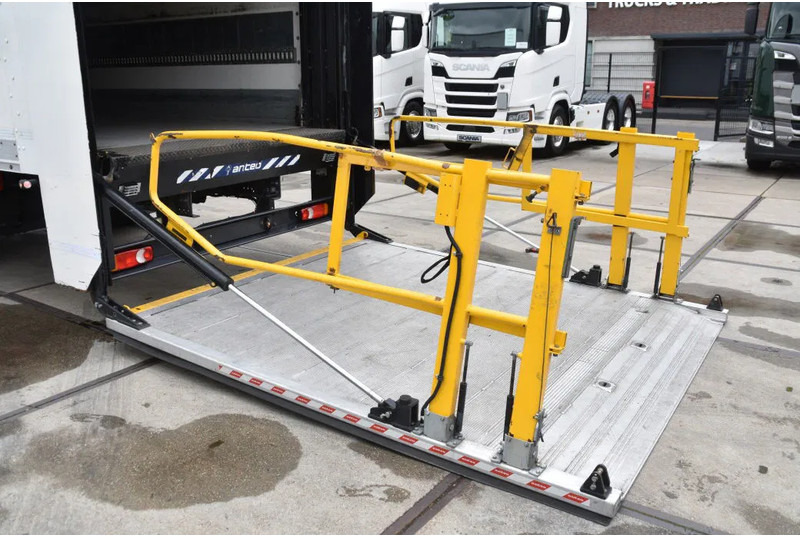 Volvo FL 280 4x2 + BOX - 163 TKM - AIRCO - DOUBLE CARGOFLOOR - ELEVATOR - REMOTE CONTROL - CAMERA - - Грузовик с закрытым кузовом: фото 4 Volvo FL 280 4x2 + BOX - 163 TKM - AIRCO - DOUBLE CARGOFLOOR - ELEVATOR - REMOTE CONTROL - CAMERA - - Грузовик с закрытым кузовом: фото 4
