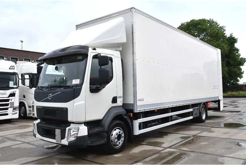 Volvo FL 280 4x2 + BOX - 294 TKM - AIRCO - DOUBLE CARGOFLOOR - ELEVATOR - REMOTE CONTROL - CAMERA - - Грузовик с закрытым кузовом: фото 1 Volvo FL 280 4x2 + BOX - 294 TKM - AIRCO - DOUBLE CARGOFLOOR - ELEVATOR - REMOTE CONTROL - CAMERA - - Грузовик с закрытым кузовом: фото 1